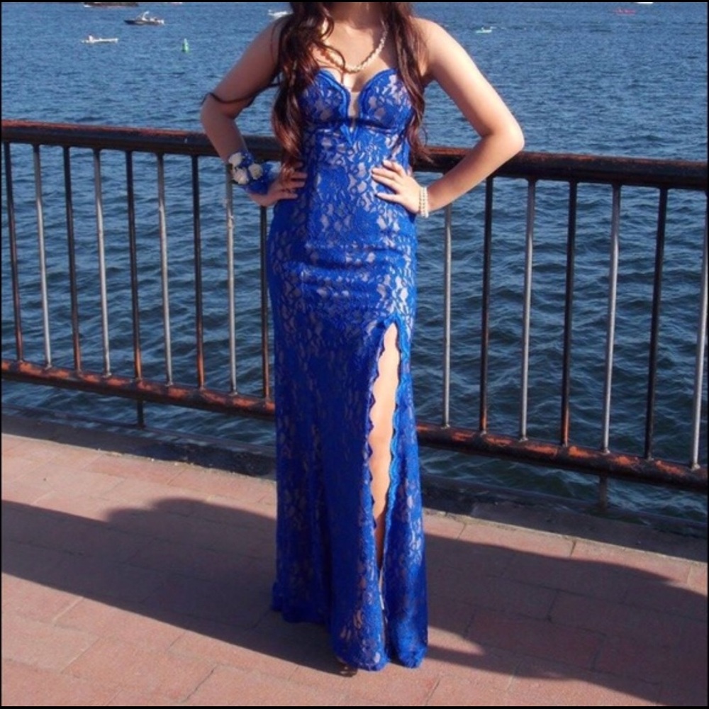 Blue evening gown  with tan underlay size 4 Xscape